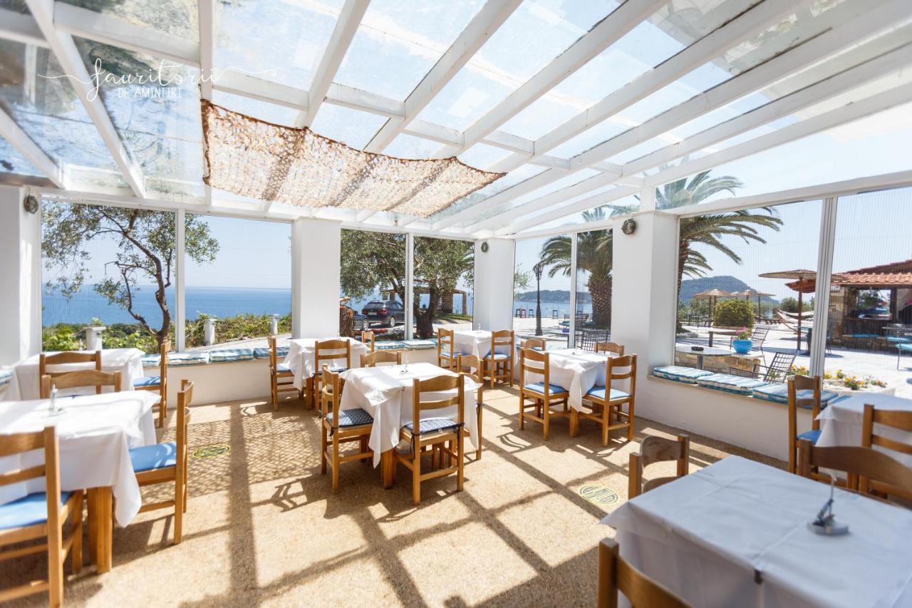 Kinira Beach Hotel Екстер'єр фото