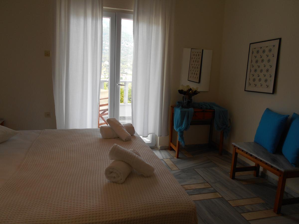 Kinira Beach Hotel Екстер'єр фото