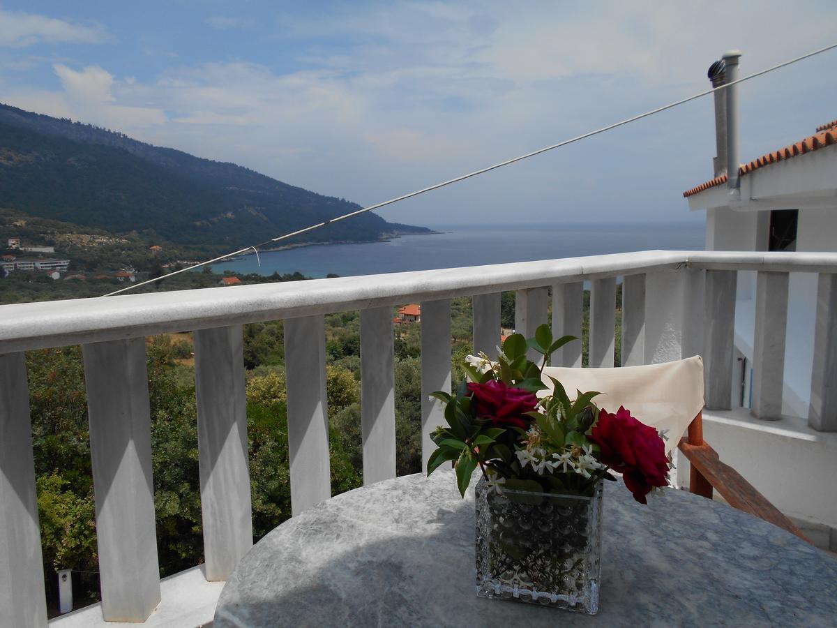 Kinira Beach Hotel Екстер'єр фото